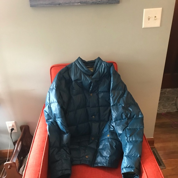 Eddie Bauer light puffer down coat - Picture 4 of 4